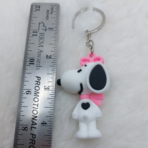 2/$19 Charlie Brown keychain MINISO Snoopy keychain - Picture 3 of 6
